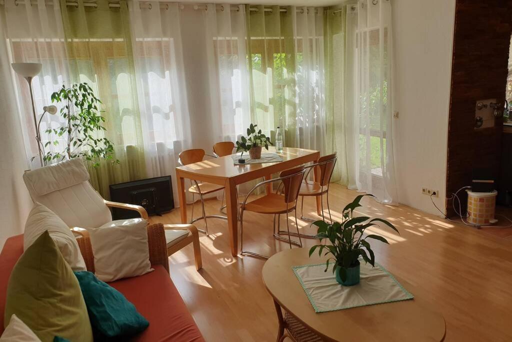 Ruhige Ferienwohnung Im Zentrum Von 켐프텐 외부 사진