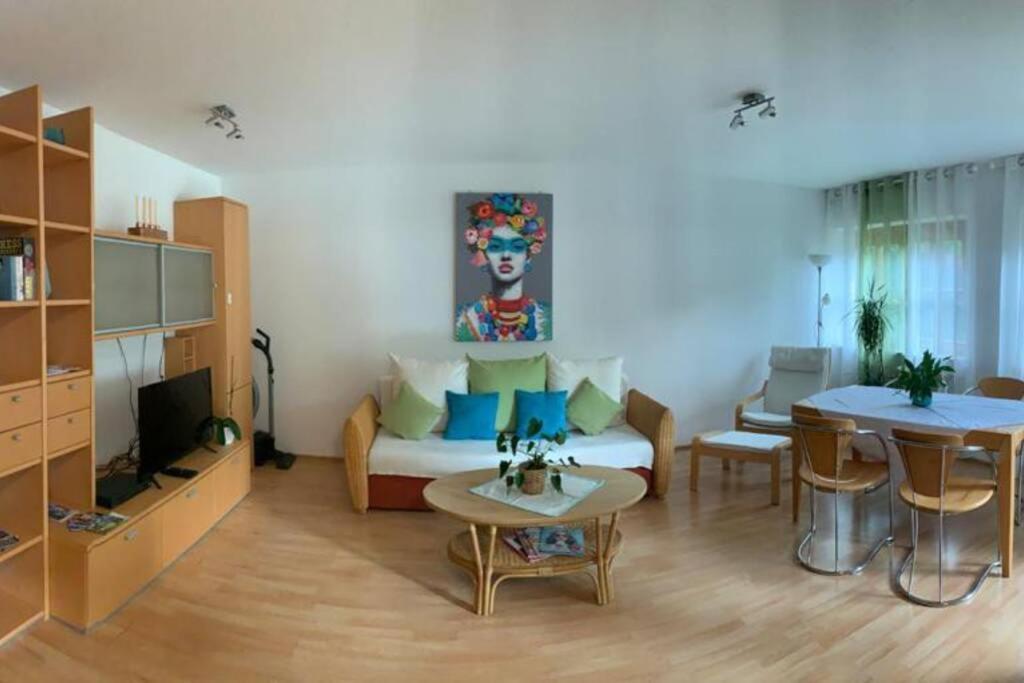 Ruhige Ferienwohnung Im Zentrum Von 켐프텐 외부 사진