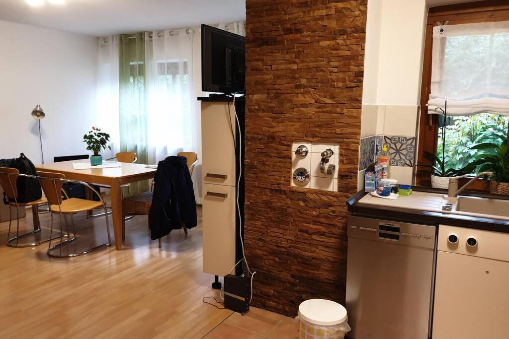 Ruhige Ferienwohnung Im Zentrum Von 켐프텐 외부 사진